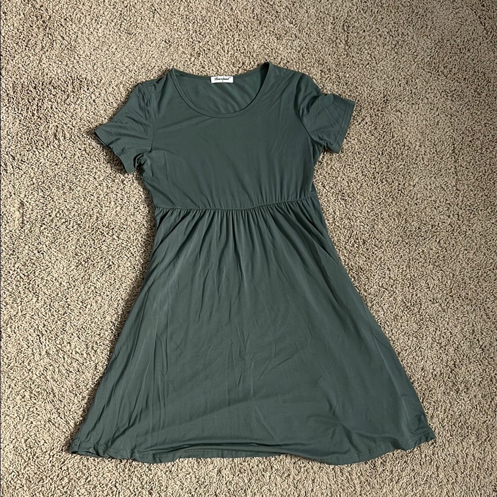 Women’s Short-sleeved Bearsland Maternity dress